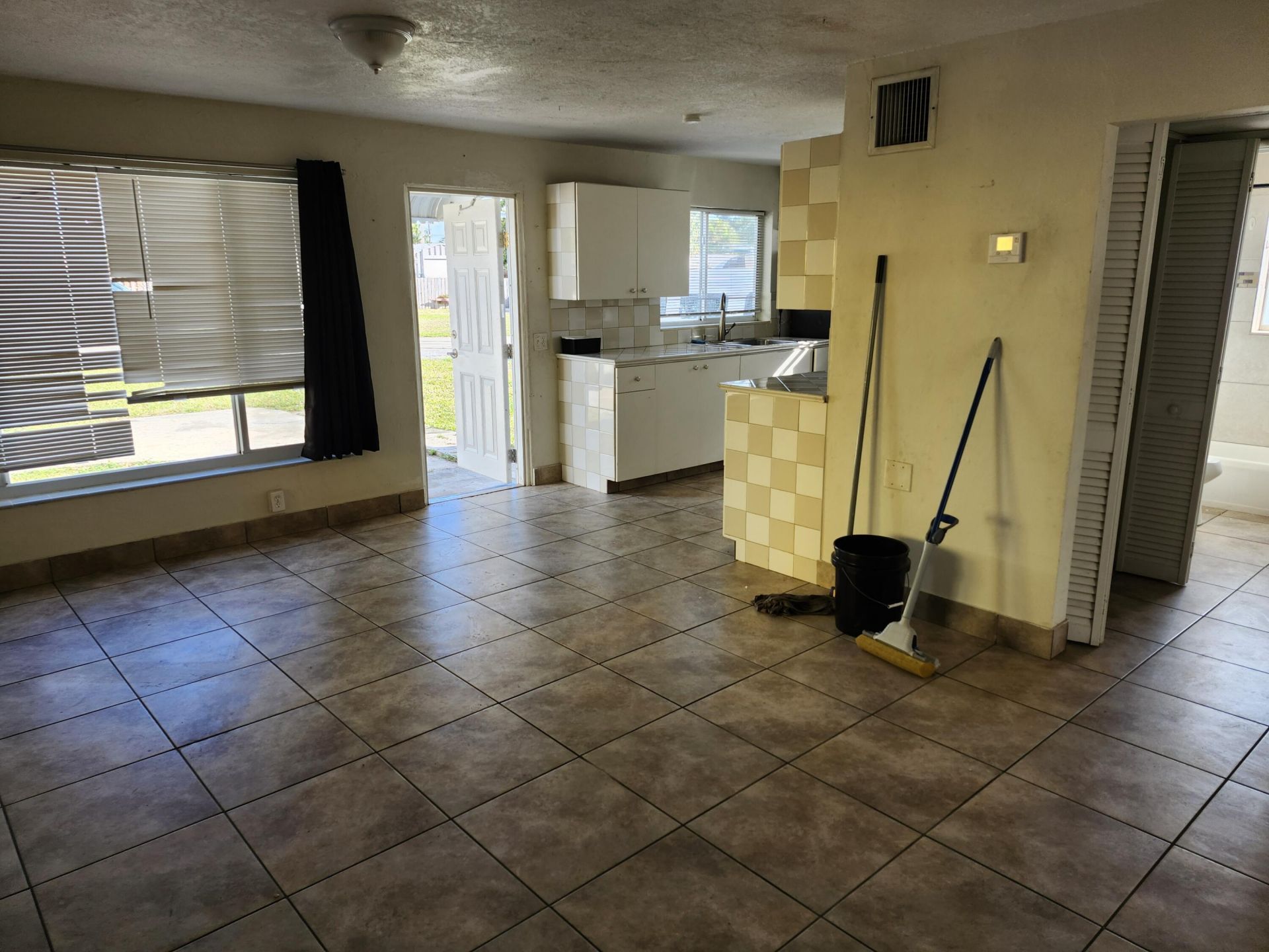 1102 James Road, Lake Worth, FL 33462 Photo