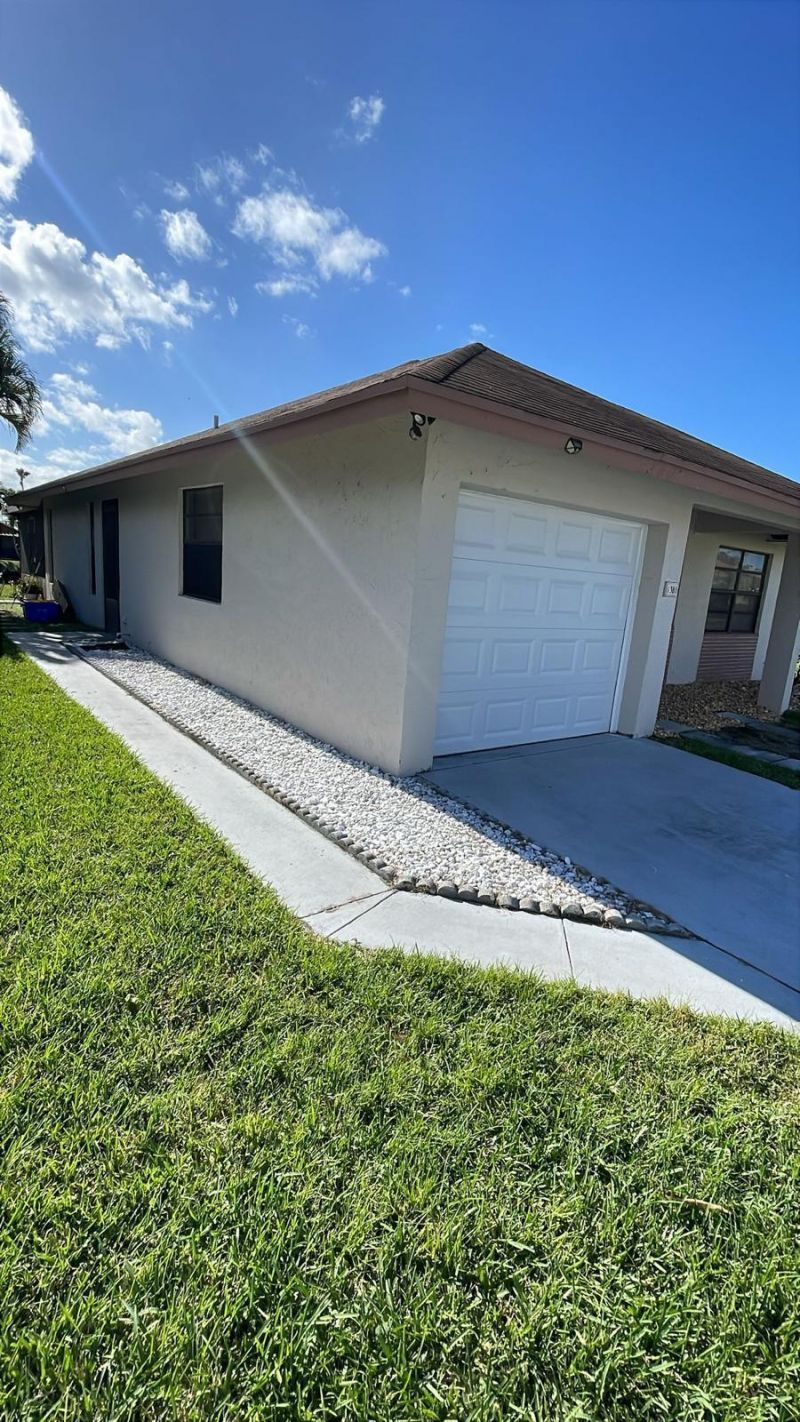 1380 Longarzo Place, West Palm Beach, FL 33415 Photo