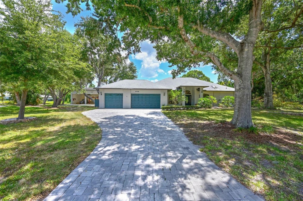 6708 90th Street E, Bradenton, FL 34202 Photo