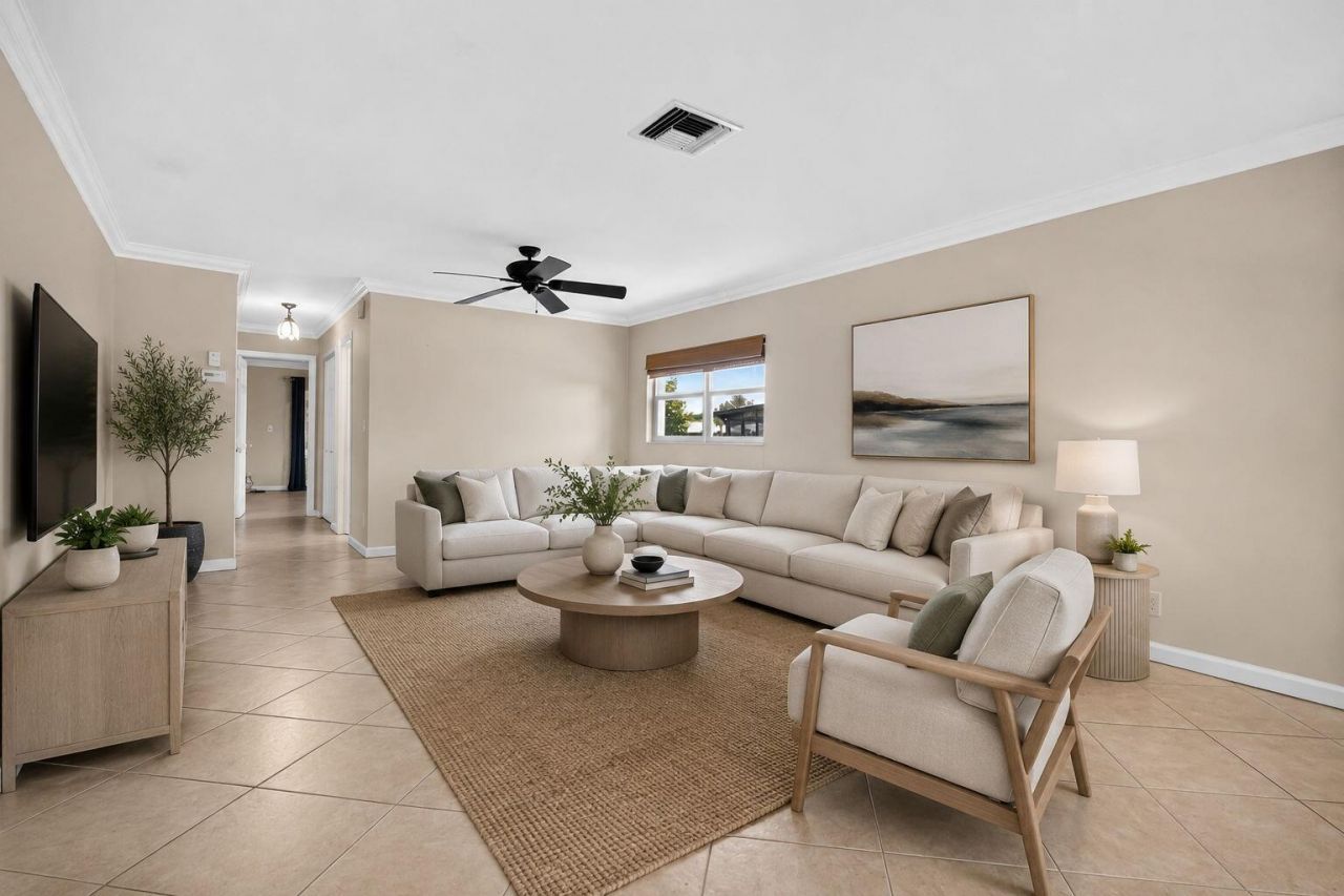 3358 Christopher Street, West Palm Beach, FL 33417 Photo