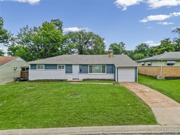 5530 Horizon Drive, St Louis, MO 63121
