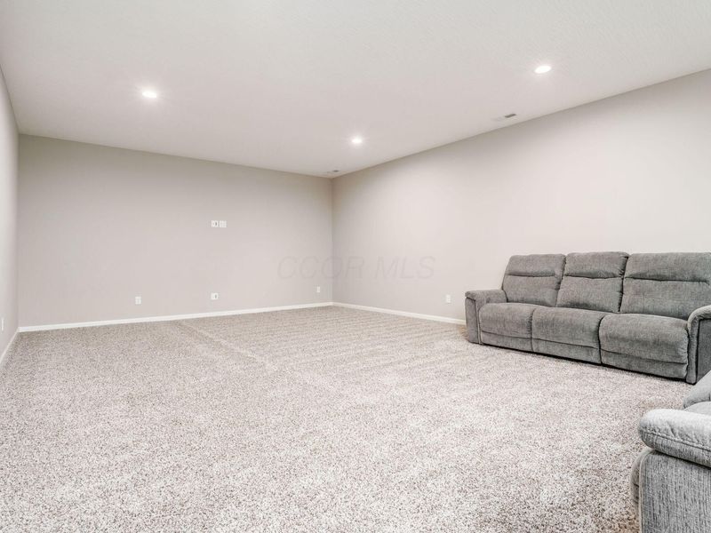 116 Maple Crest Drive, Lewis Center, OH 43035 Photo 47