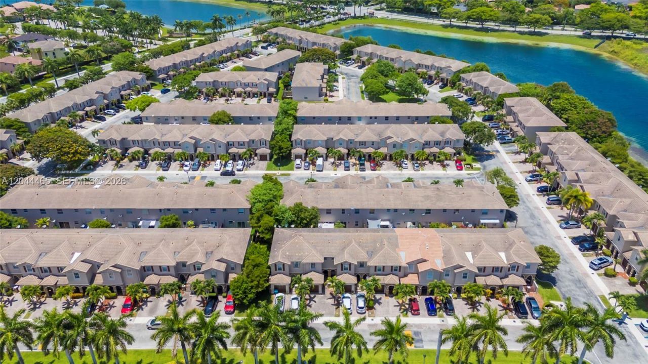 9315 SW 221st St , Cutler Bay, FL 33190 Photo