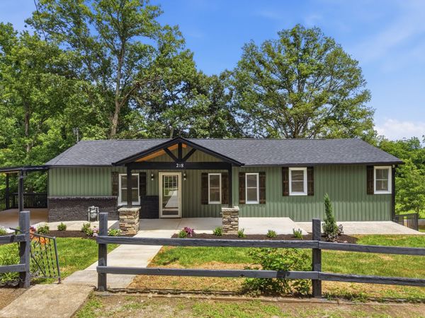 218 Twin Oaks Rd, McMinnville, TN 37110