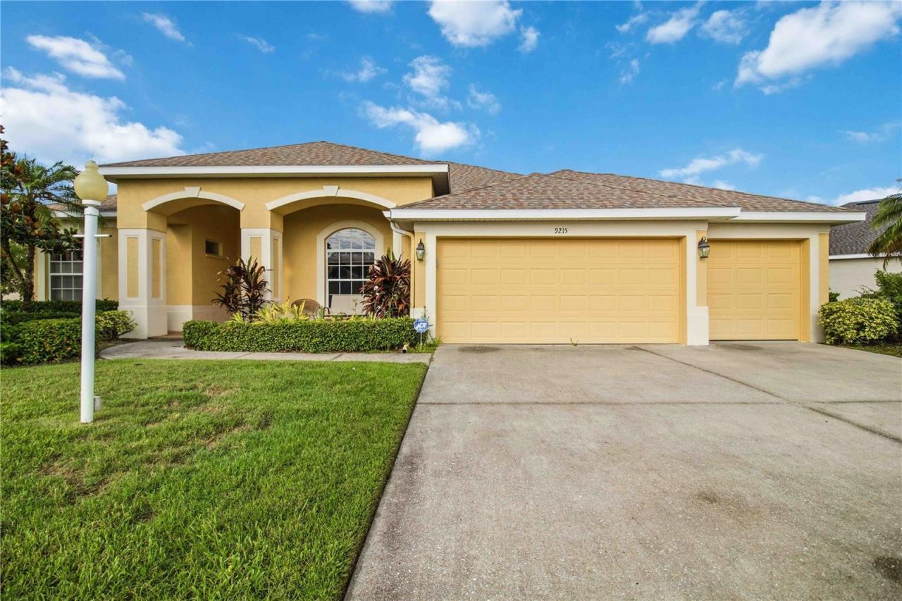 9215 63rd Court E, Parrish, FL 34219 Photo