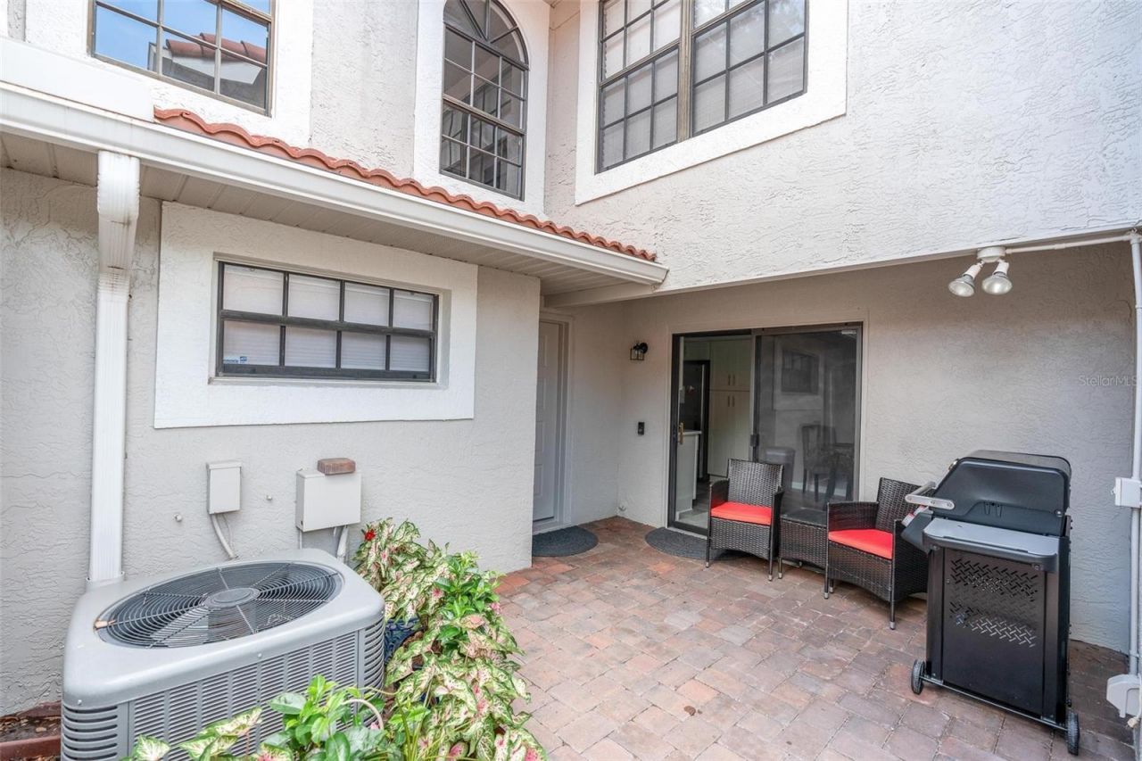 7537 Fenwick Cove Lane, Orlando, FL 32819 Photo