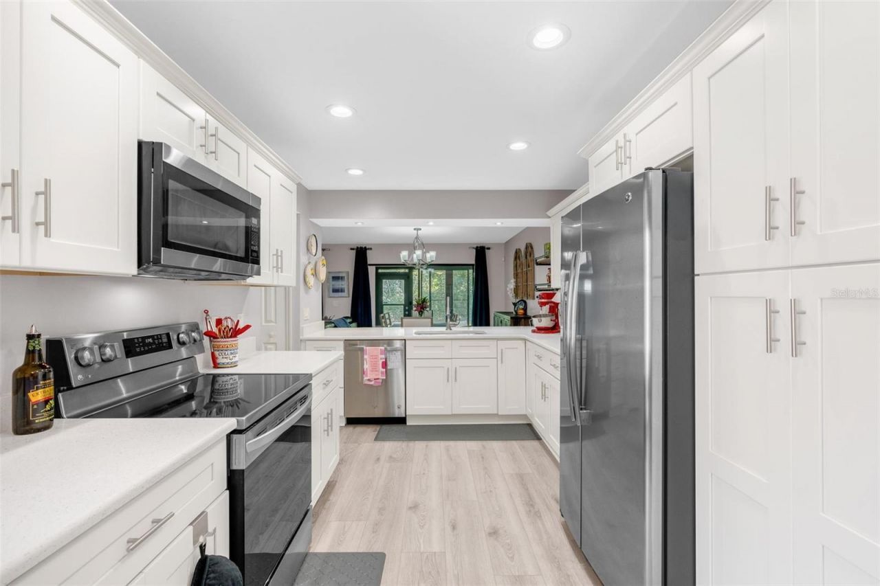 7537 Fenwick Cove Lane, Orlando, FL 32819 Photo