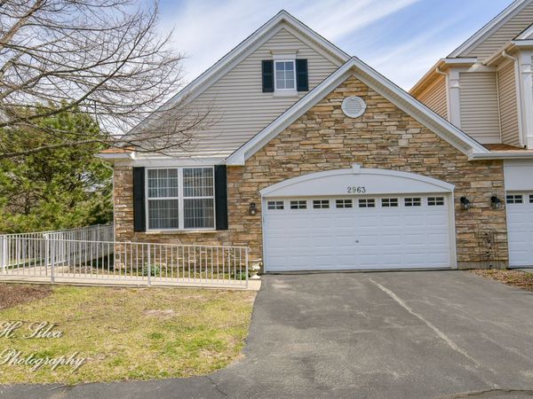 2963 Talaga Drive , Algonquin, IL 60102