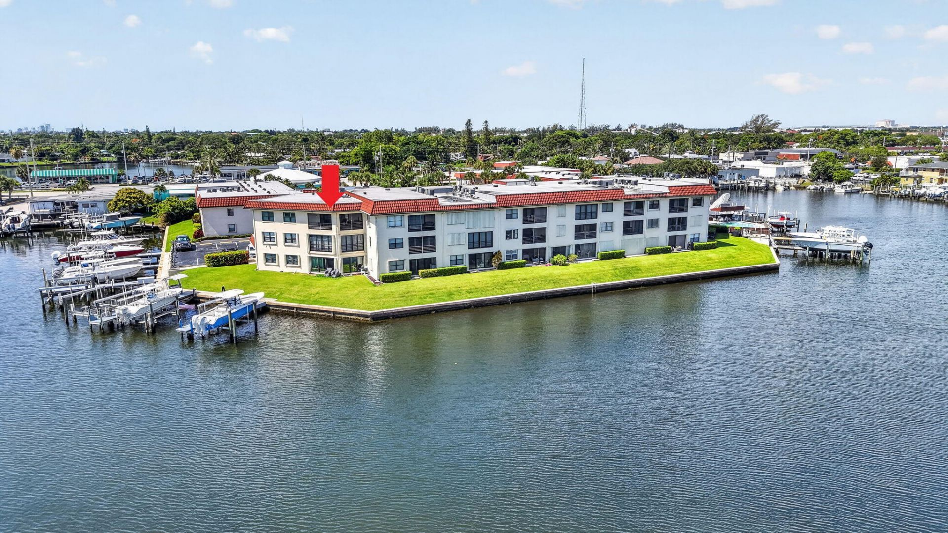 313 Lake Circle, Unit 316, North Palm Beach, FL 33408 Main Photo