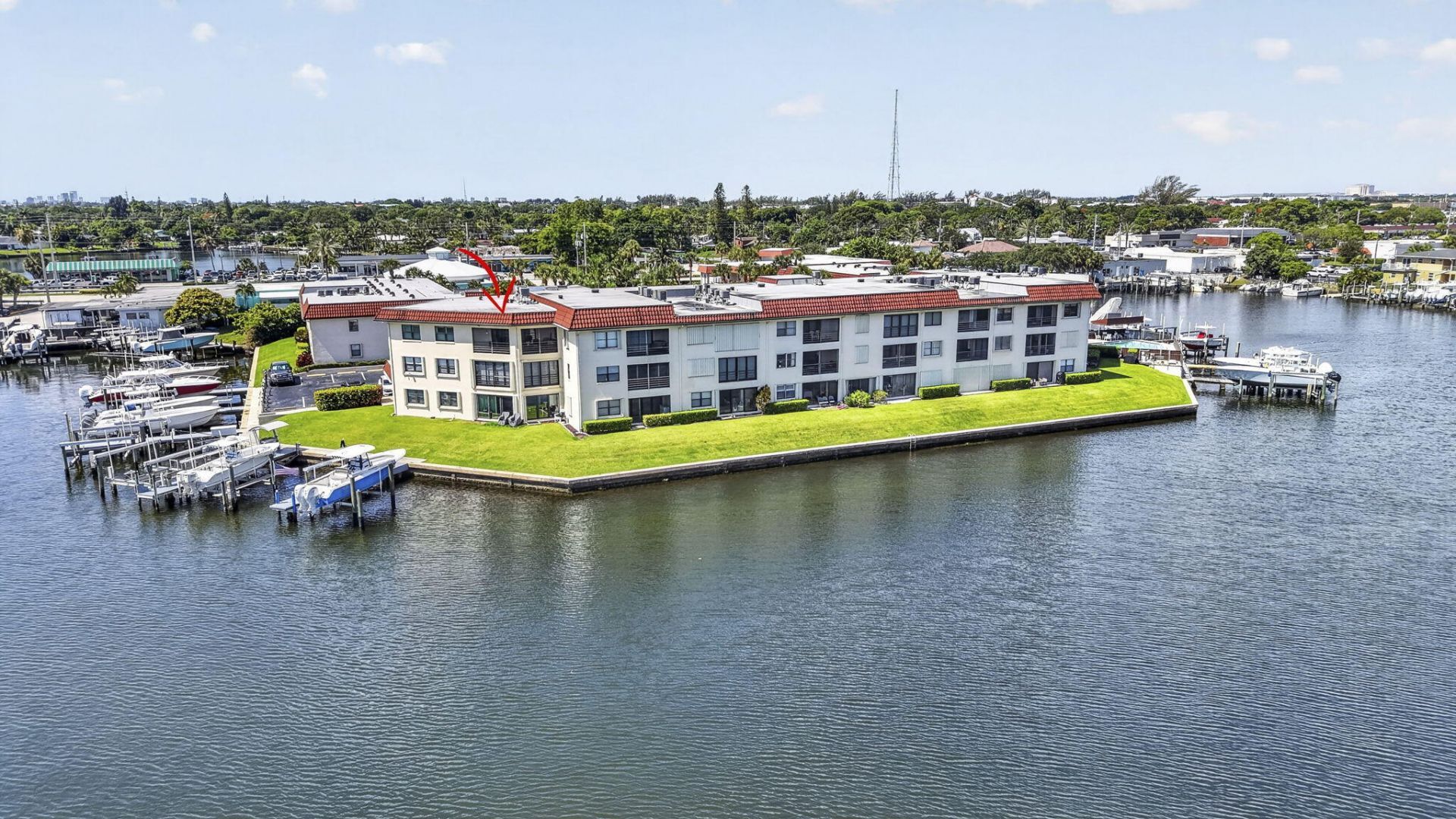 313 Lake Circle, Unit 316, North Palm Beach, FL 33408 Main Photo