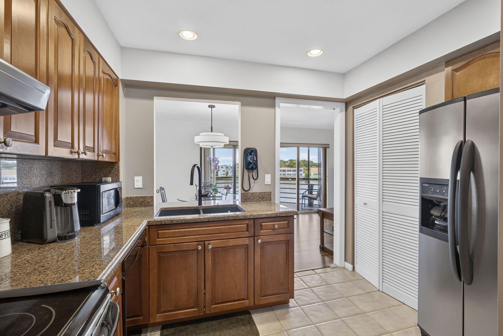 313 Lake Circle, Unit 316, North Palm Beach, FL 33408 Photo