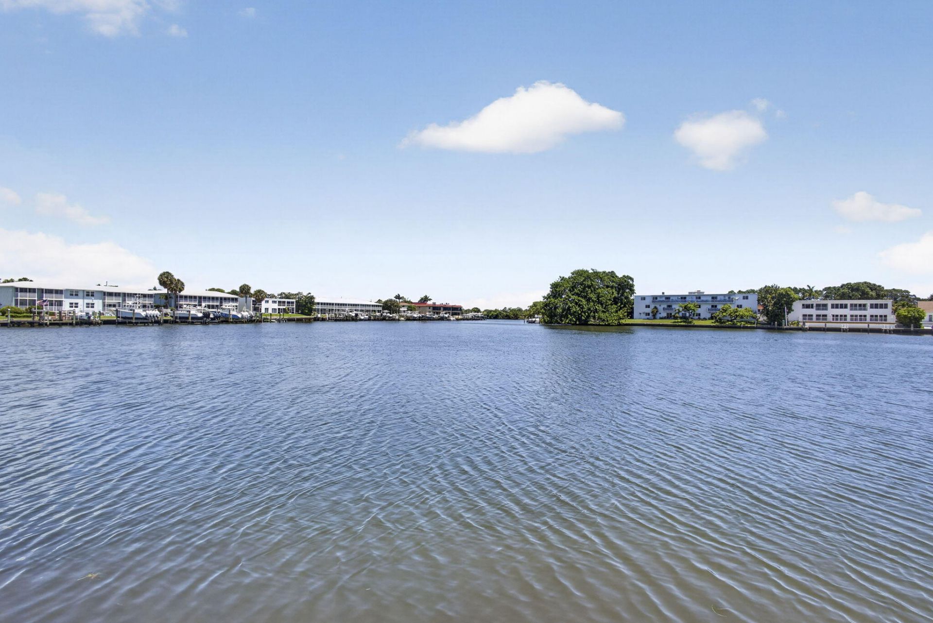 313 Lake Circle, Unit 316, North Palm Beach, FL 33408 Photo