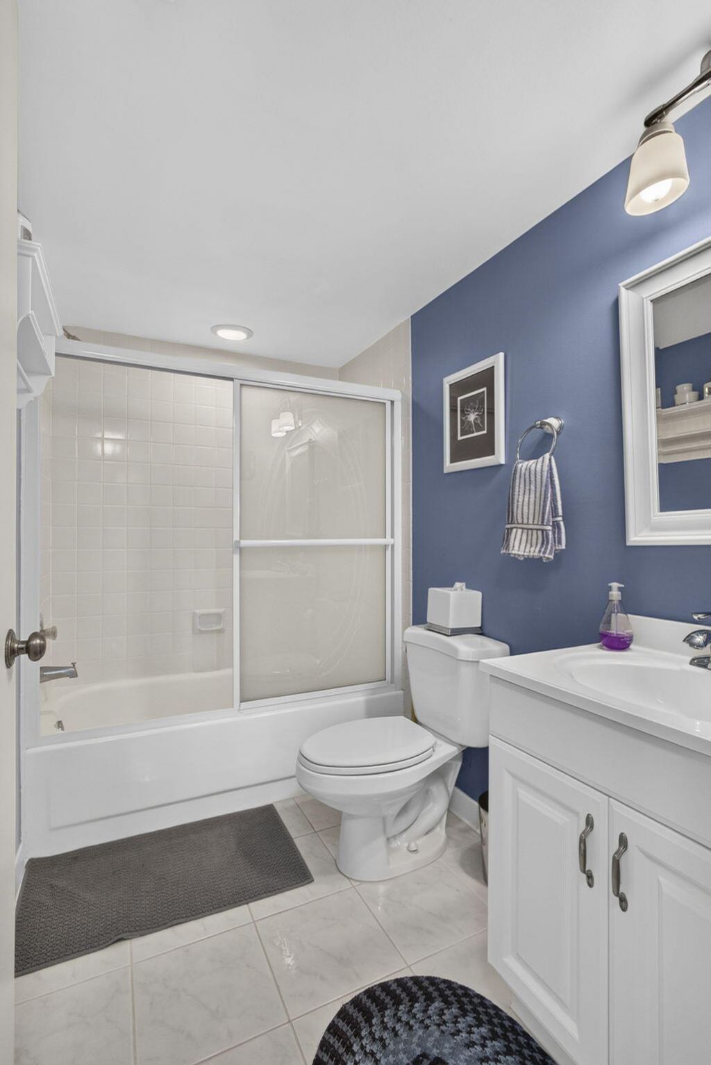 313 Lake Circle, Unit 316, North Palm Beach, FL 33408 Photo