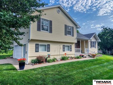 720 W Chadderton Drive, Lincoln, NE 68521