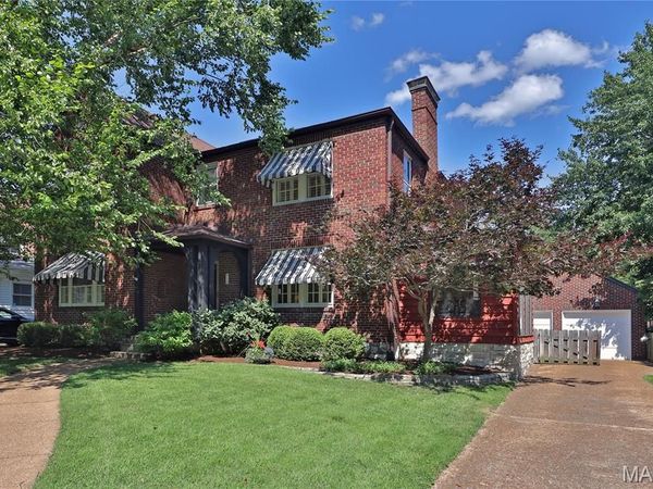 418 Mission Court, University City, MO 63130