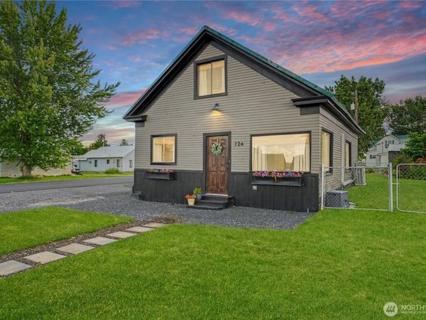124 N 3rd Street , Coulee City, WA 99115