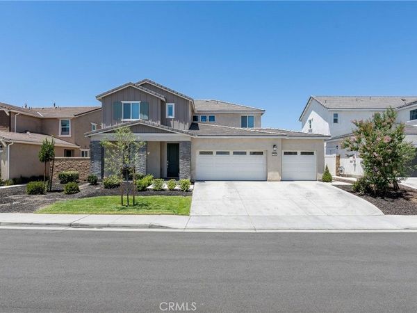 2388 Crater, Rialto, CA 92377