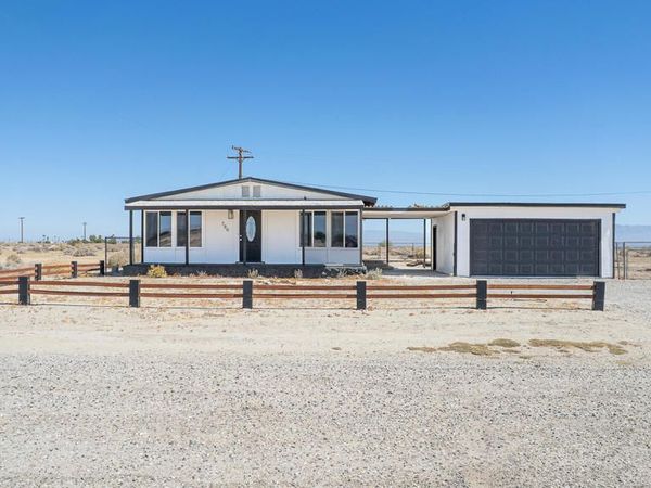 786 Molokai Avenue, Thermal, CA 92274