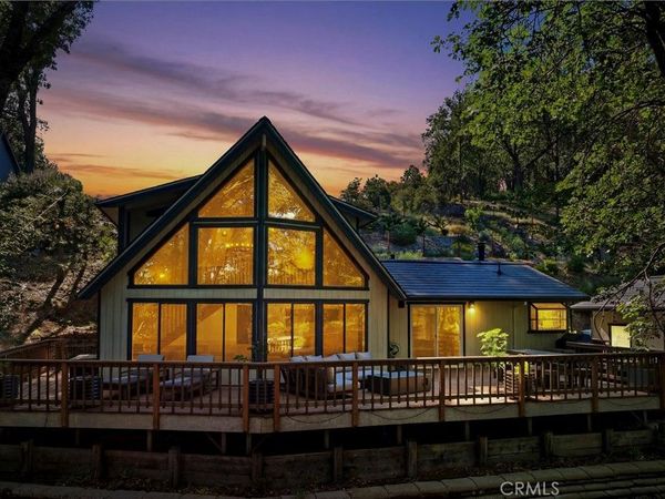 11240 Loch Lomond Road, Cobb, CA 95461