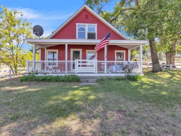 452 US Hwy 395, Milford, CA 96121