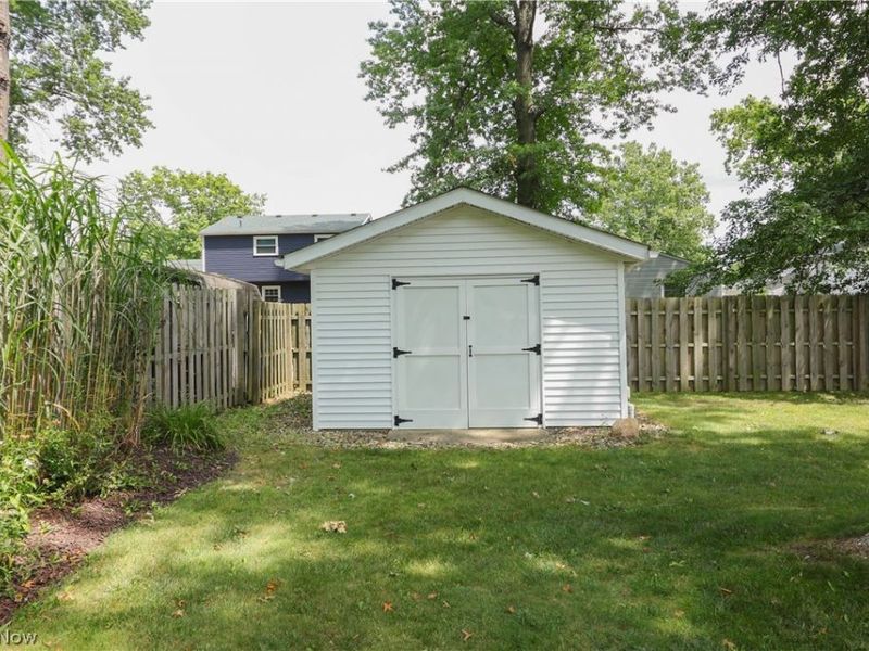 537 Howells Court, Eastlake, OH 44095 Photo 28