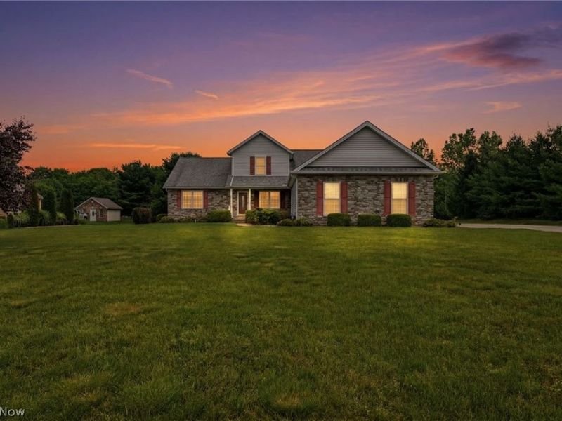 4901 Roscommon Drive, Brunswick, OH 44212 Photo 1