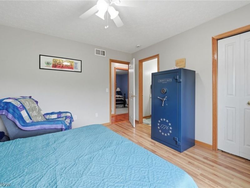 4901 Roscommon Drive, Brunswick, OH 44212 Photo 10