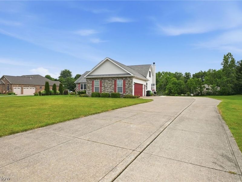 4901 Roscommon Drive, Brunswick, OH 44212 Photo 3