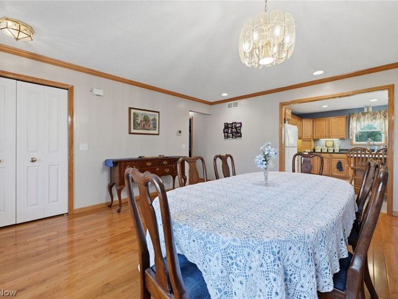 4901 Roscommon Drive, Brunswick, OH 44212 Photo 7