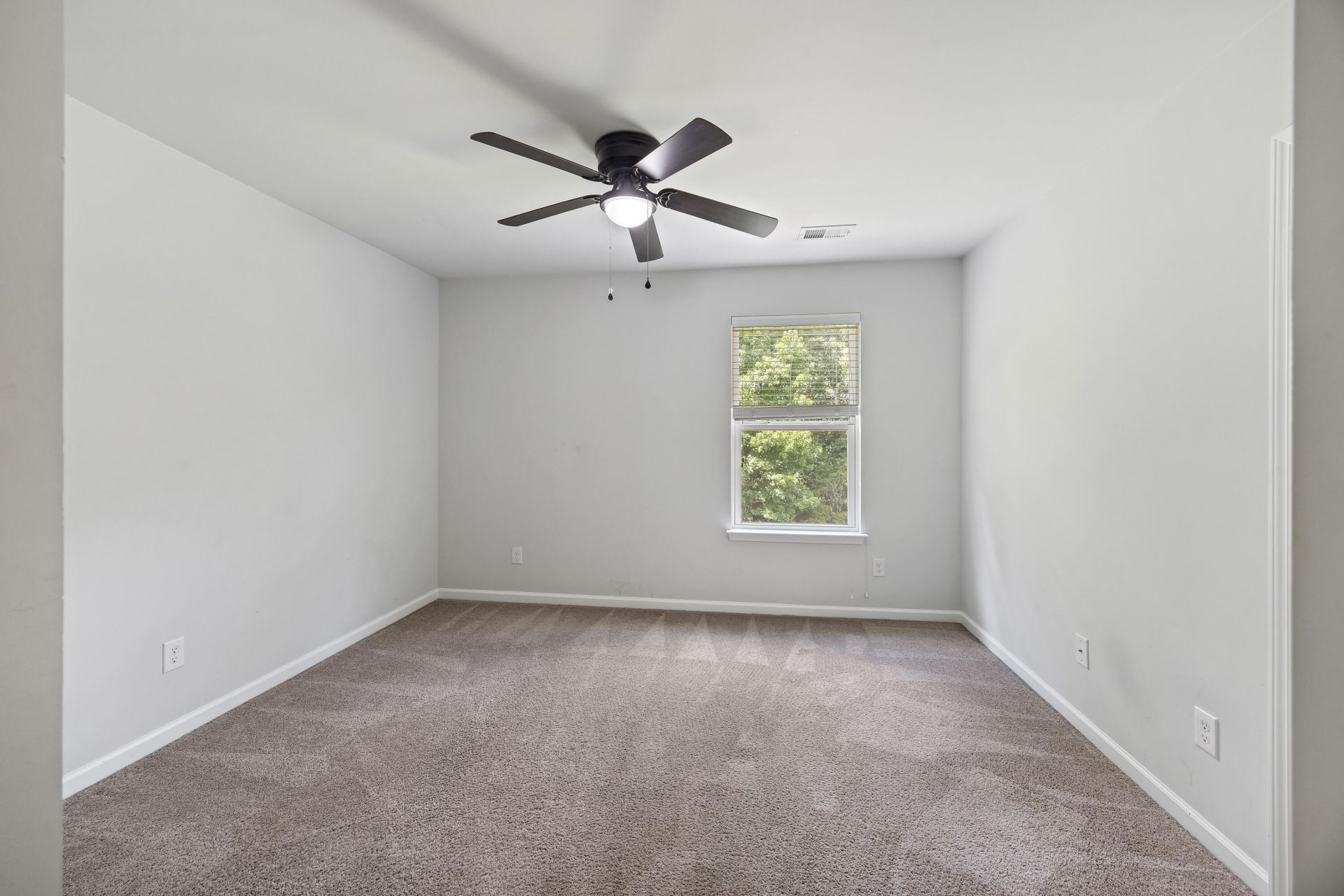 9798 Seed Street Photo 30