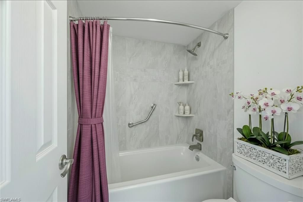 1087 Forest Lakes Dr, Unit 306, Naples, FL 34105 Photo