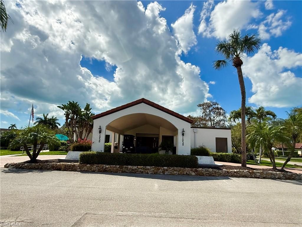 1087 Forest Lakes Dr, Unit 306, Naples, FL 34105 Photo