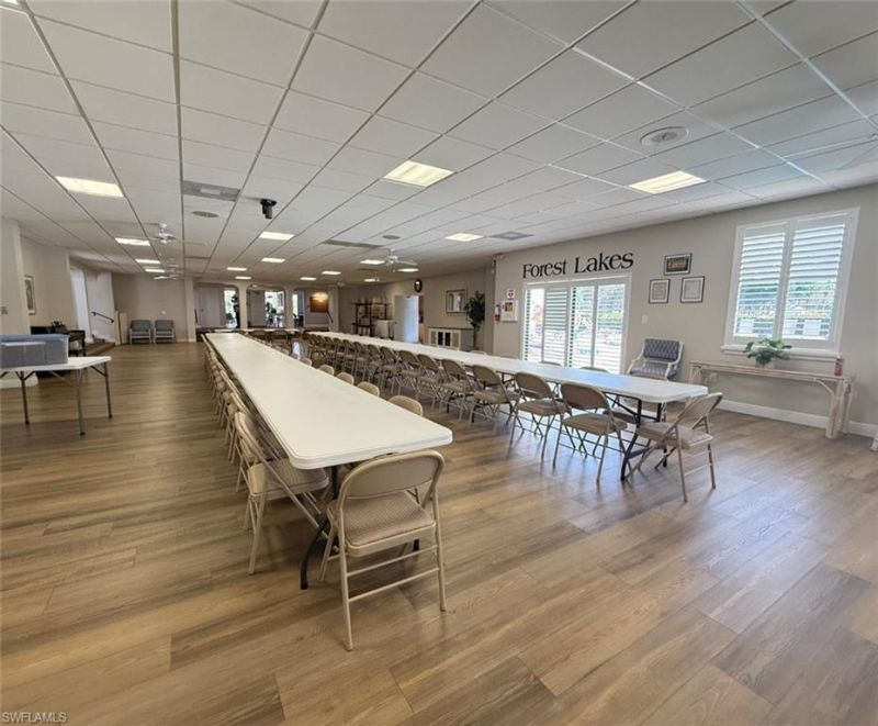 1087 Forest Lakes Dr, Unit 306, Naples, FL 34105 Photo