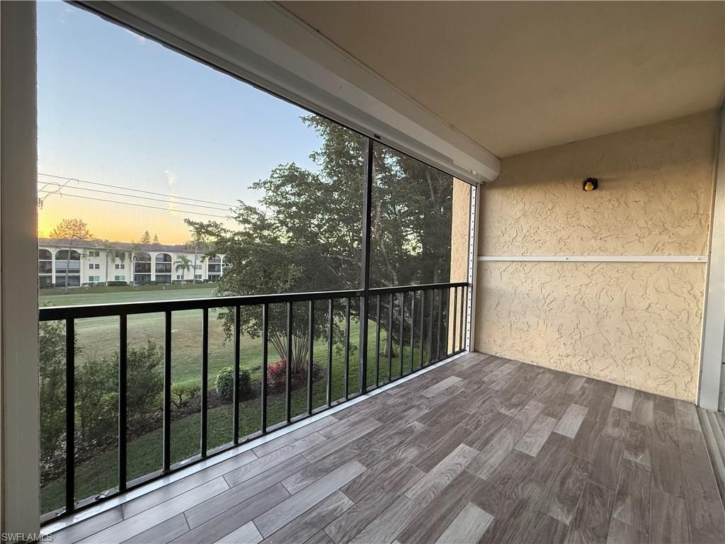 1087 Forest Lakes Dr, Unit 306, Naples, FL 34105 Photo