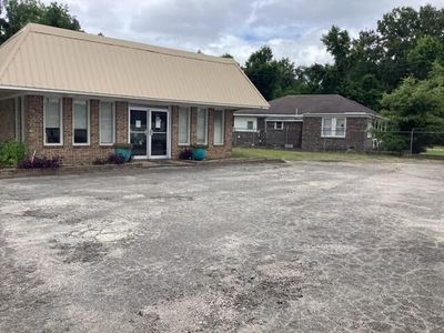 3920 Byrnes Drive , Saint Stephen, SC 29479