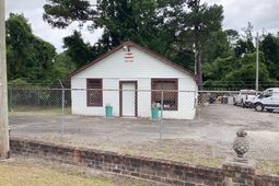 3920 Byrnes Drive  photo 4