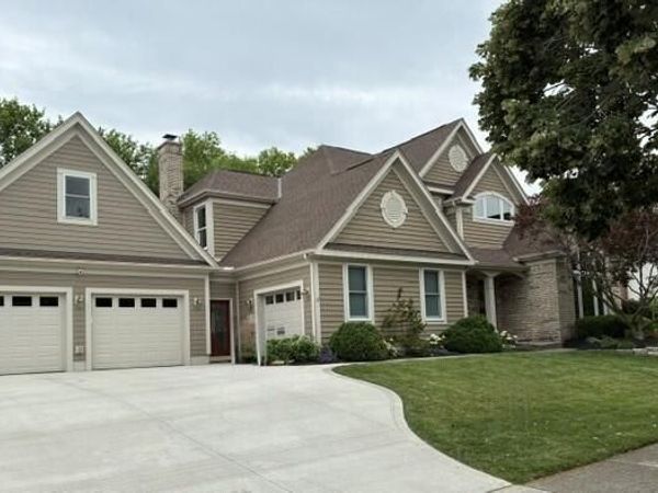 5592 Fawnbrook Lane , Dublin, OH 43017