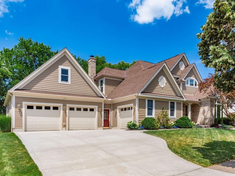 5592 Fawnbrook Lane, Dublin, OH 43017 Photo 3