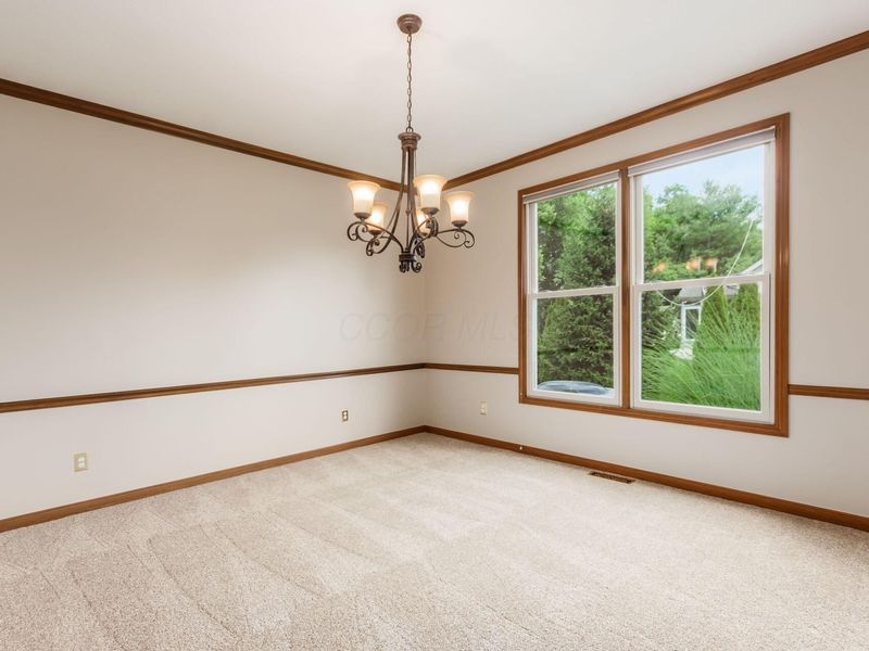 5592 Fawnbrook Lane, Dublin, OH 43017 Photo 9