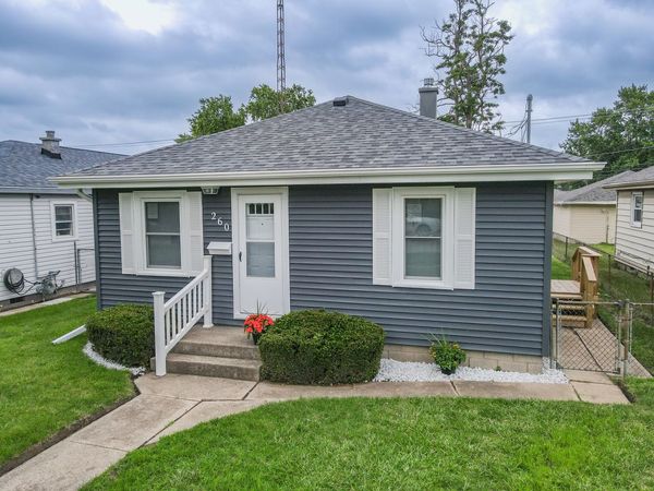 260 N Clinton Avenue , Bradley, IL 60915