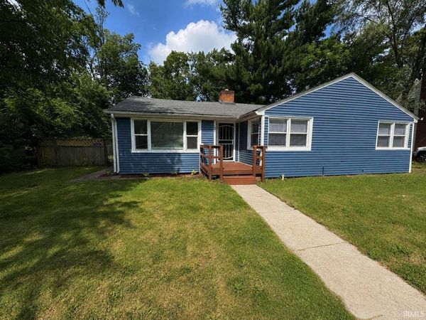 1635 N Johnson Street, South Bend, IN 46628