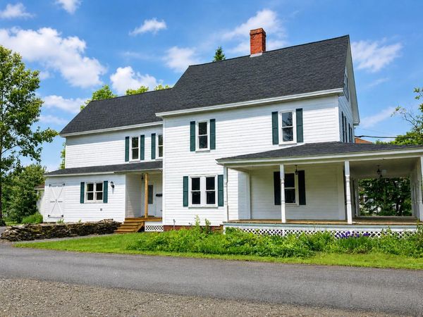 27 Pleasant Street , Fort Kent, ME 04743