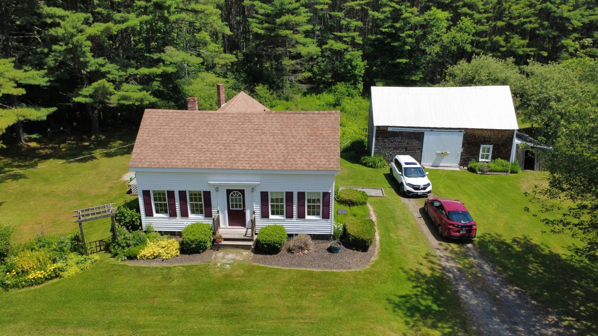 49 Willow Lane, Wiscasset, ME 04578 Main Photo