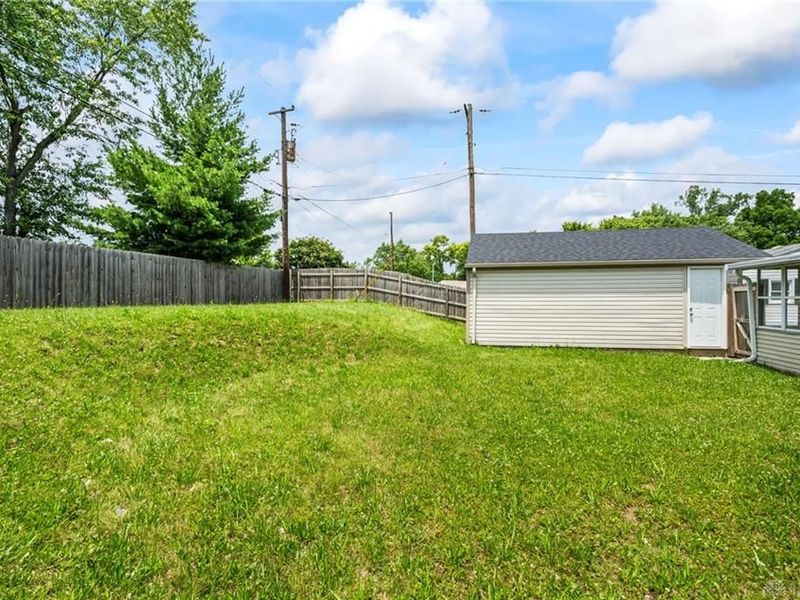 2144 Mountview Circle, Dayton, OH 45414 Photo 32