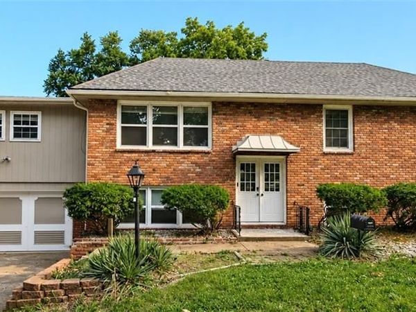 3900 S Hands Street, Independence, MO 64055