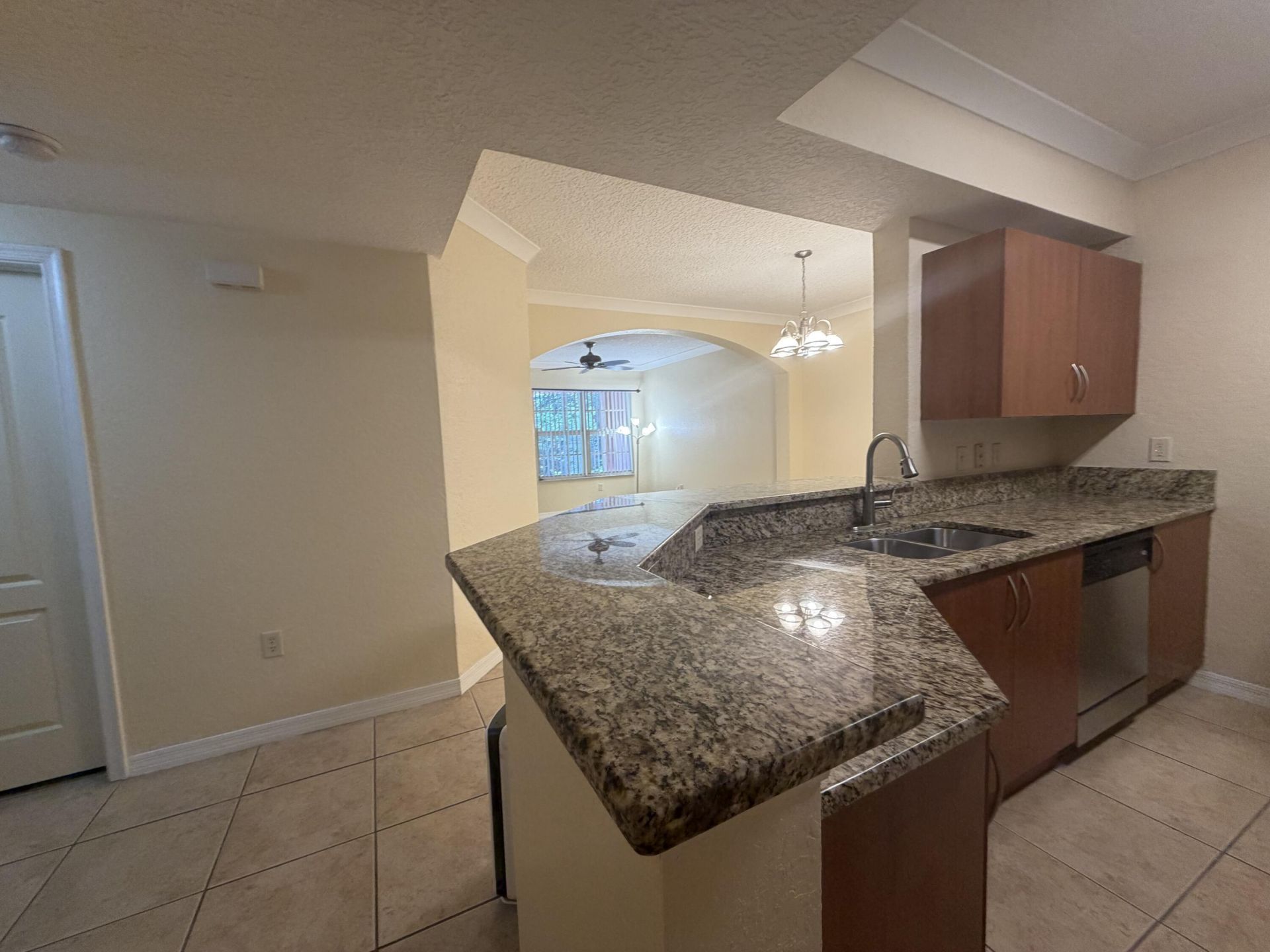 150 SW Peacock Boulevard, Unit 26-102, Port Saint Lucie, FL 34986 Photo