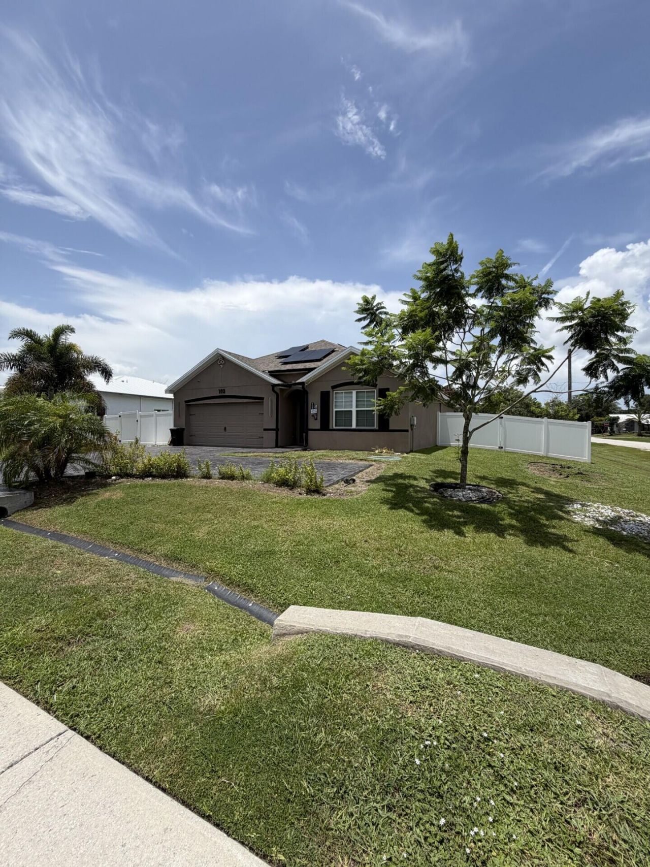 103 SW Oakridge Drive, Port Saint Lucie, FL 34984 Photo