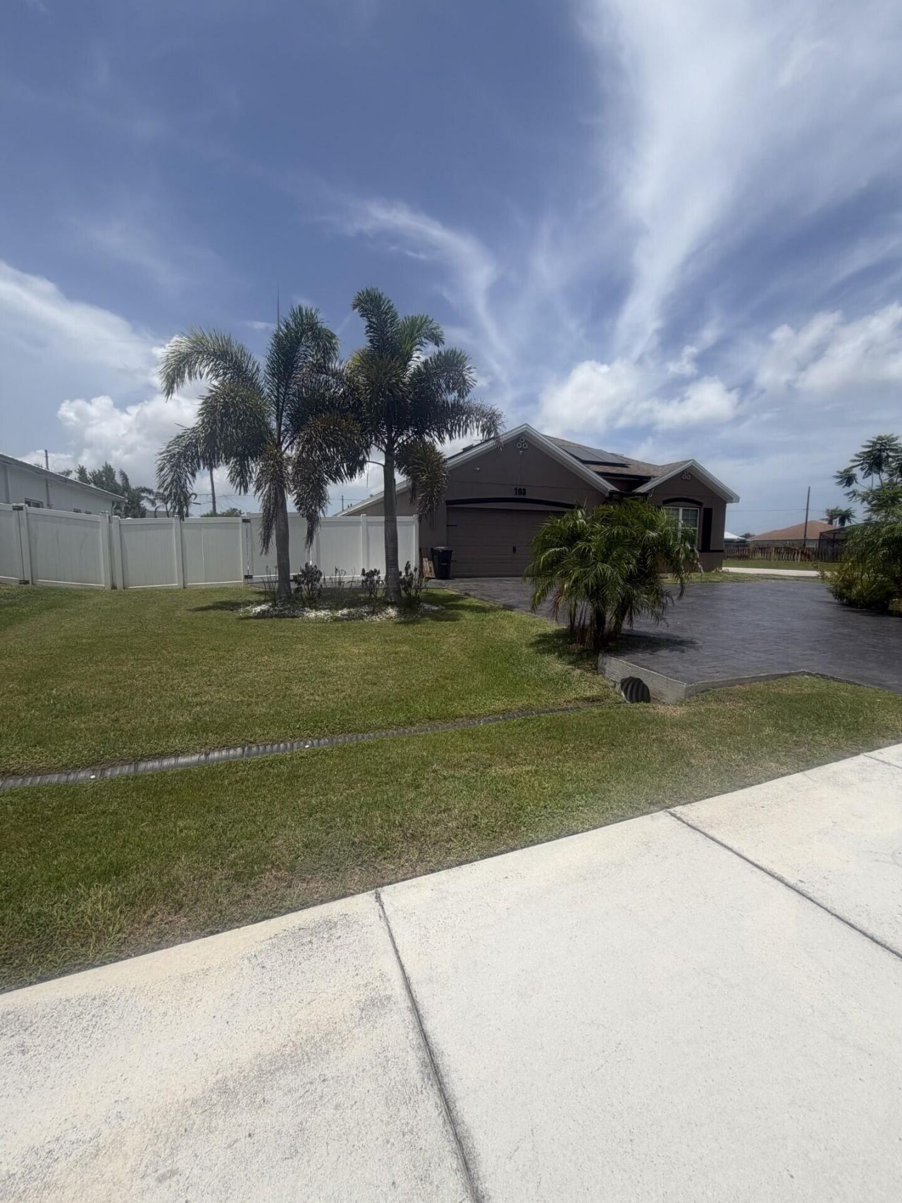 103 SW Oakridge Drive, Port Saint Lucie, FL 34984 Photo