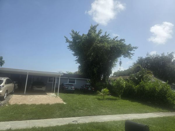 3872 Mackinac Road, Seminole Manor, FL 33462