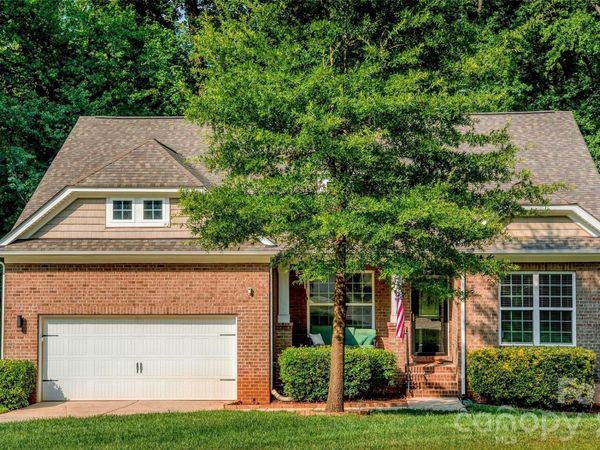 4501 Rockford Court , Charlotte, NC 28209